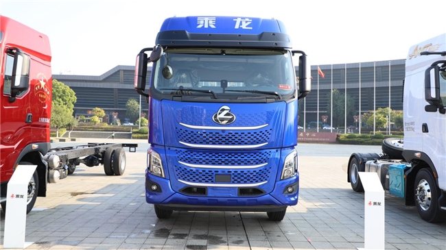 百公里油耗24L，乘龙H7 Pro 8X4绿通房车成为卡友创富全能伙伴